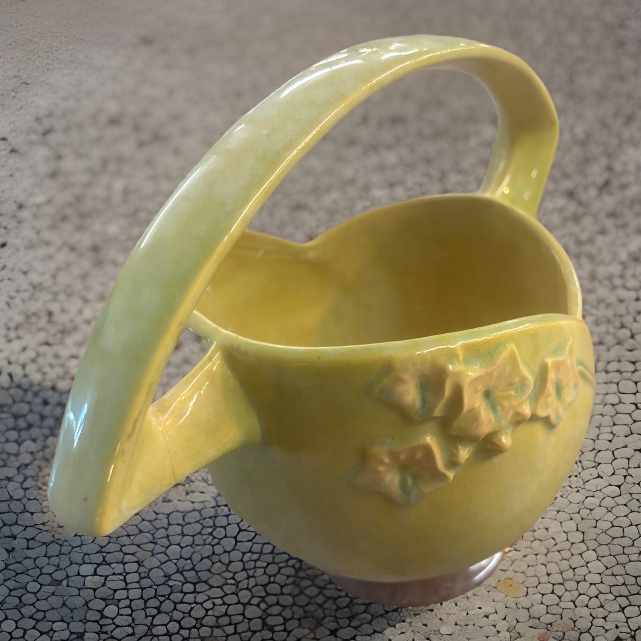 VINTAGE ROSEVILLE POTTERY WINCRAFT ART DECO 1940a FOLRAL BASKET