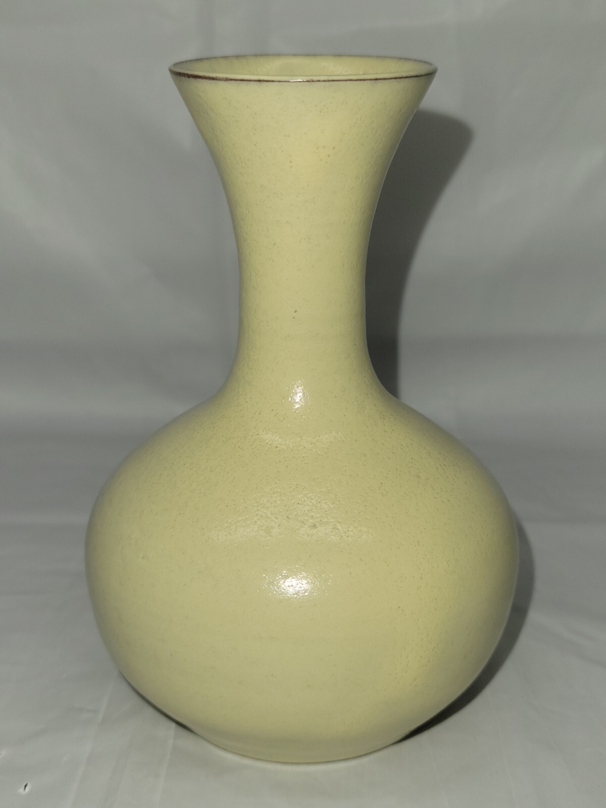 North Carolina pottery vase 5 inch yellow cream RARE form and color Cole # 4654