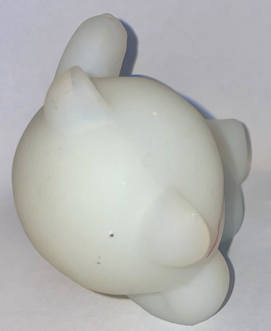 Fenton Opal Satin MARILYN WAGNER Hand Painted Reclining Bear 1988