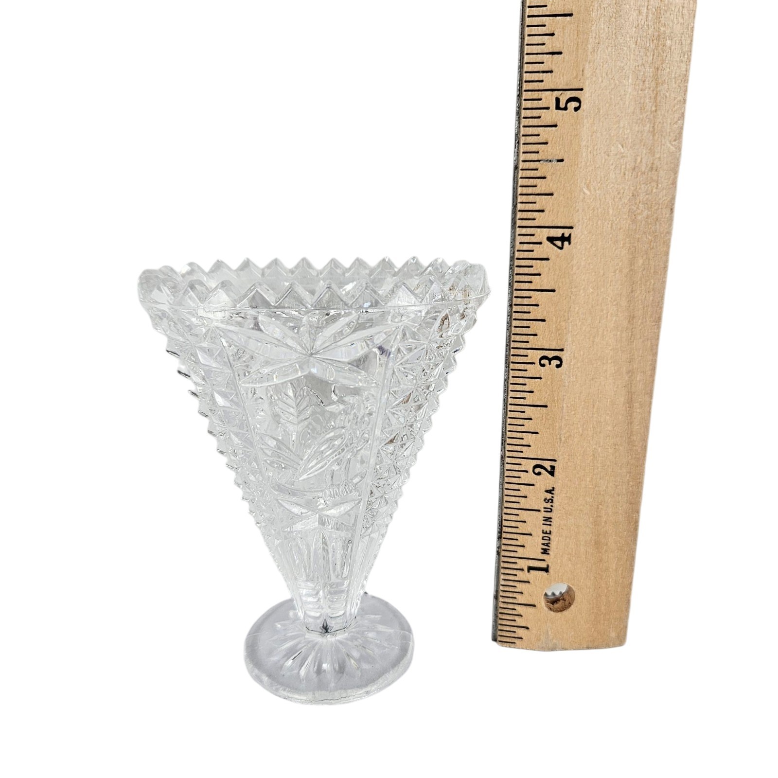 Vintage Hofbauer Byrdes Crystal Collection Small Fan Vase Bird 3.5″ West Germany