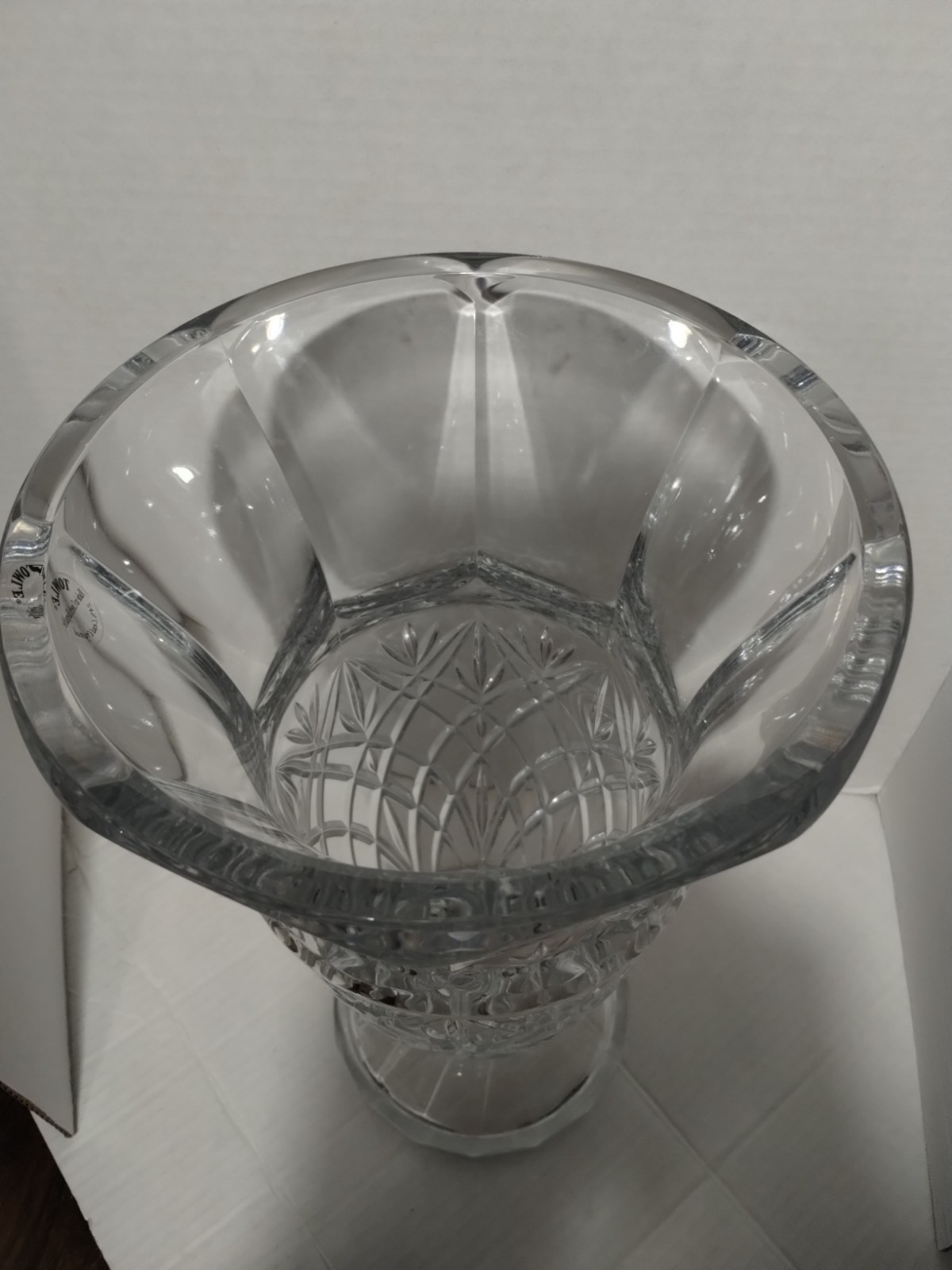 Towle 24 Lead Crystal Glass Vase Pineapple Design HEAVY Centerpiece.W/Sticker