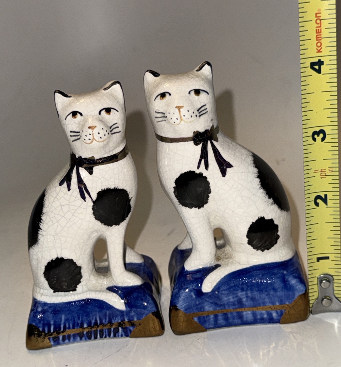Pair of Mid-20th Century English Staffordshire Cats