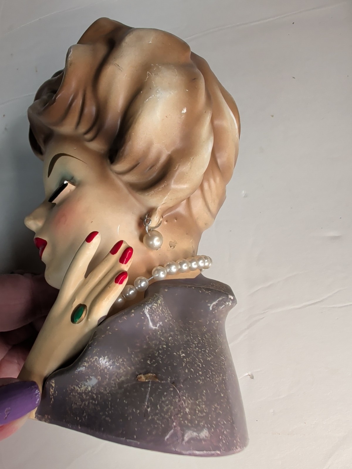 Rubens Lady’s Head Vase #483 Pearl Necklace Earrings Purple Top Scratches Chips