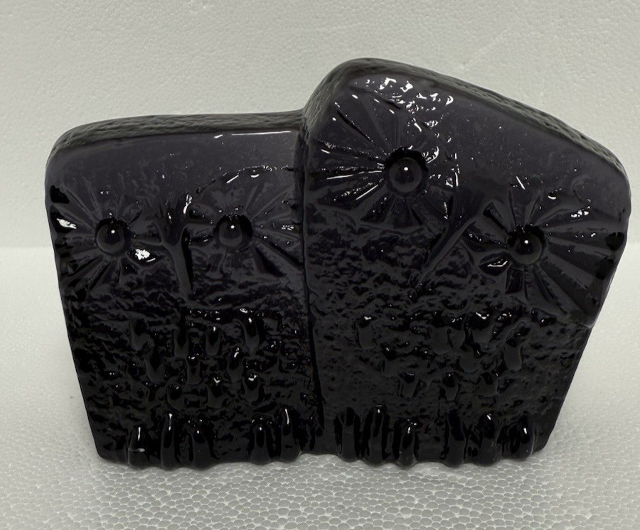 Blenko Glass Figurine 6402P – Owl Family – Heliotrope