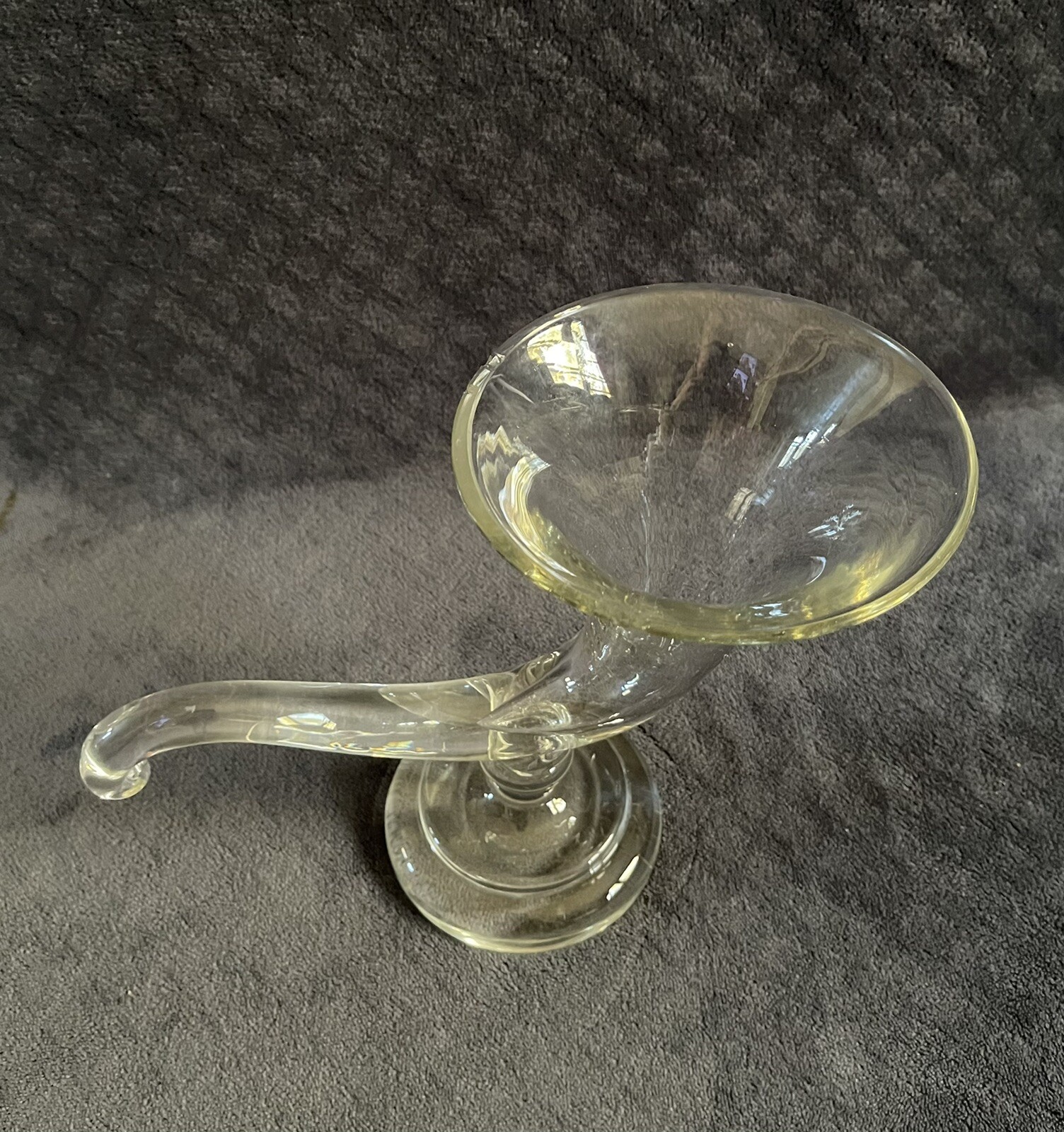 RARE 19th Century Antique Hand Blown Glass Cornecopia Horn Of Plenty Vase