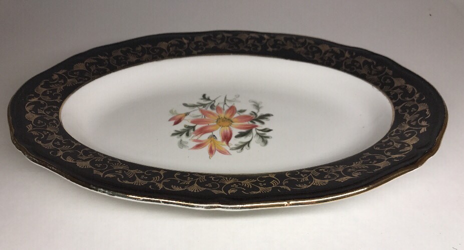 Oval Dish From Moulin Des Loups ORCHIES Model Clématite H 3.5 L 33 L 23 Cm N9