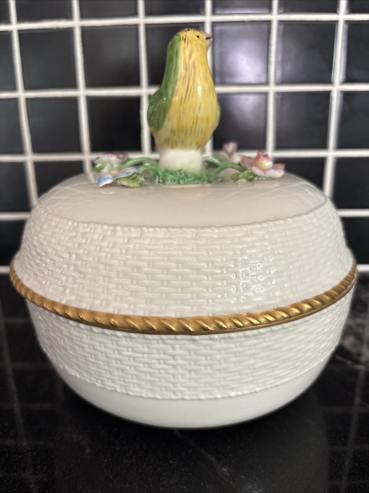 Vintage Zaccagnini Italy Porcelain Bird Trinket Box / Lidded Dish, Hand Painted