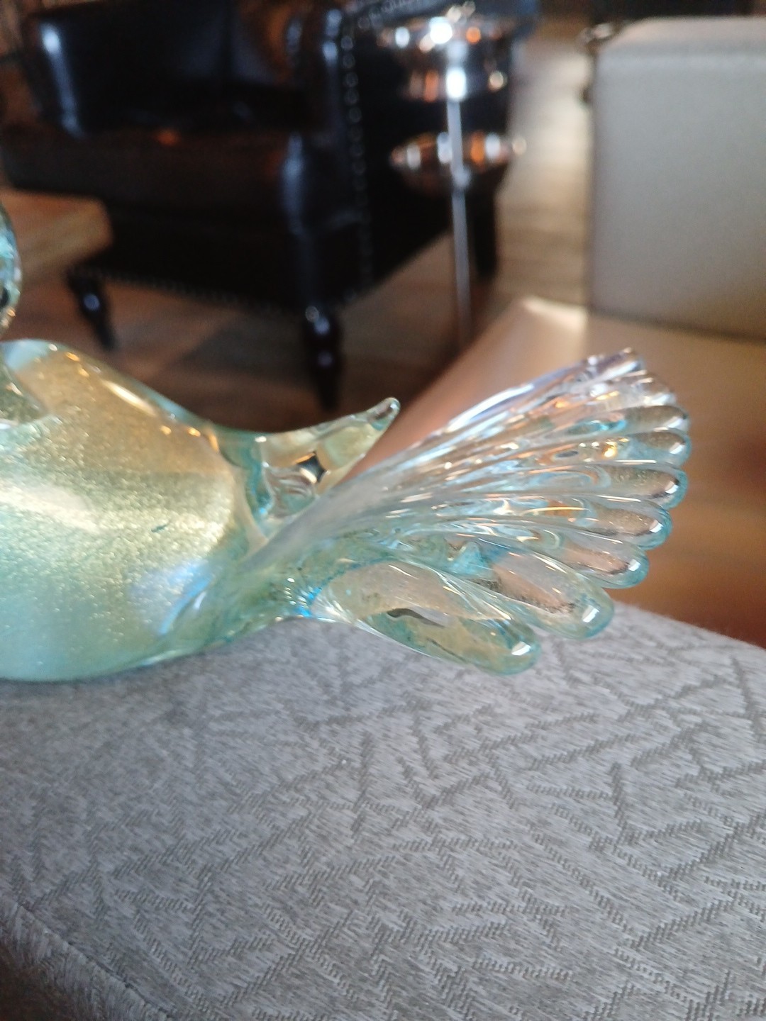 Vintage Art Glass Green & Gold Dove Bird Figurine Formia?