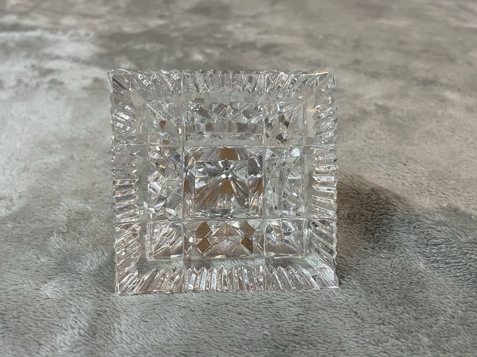 Vintage Waterford Crystal Pyramid With 3 Different Cuts Paperweight ( flaw )
