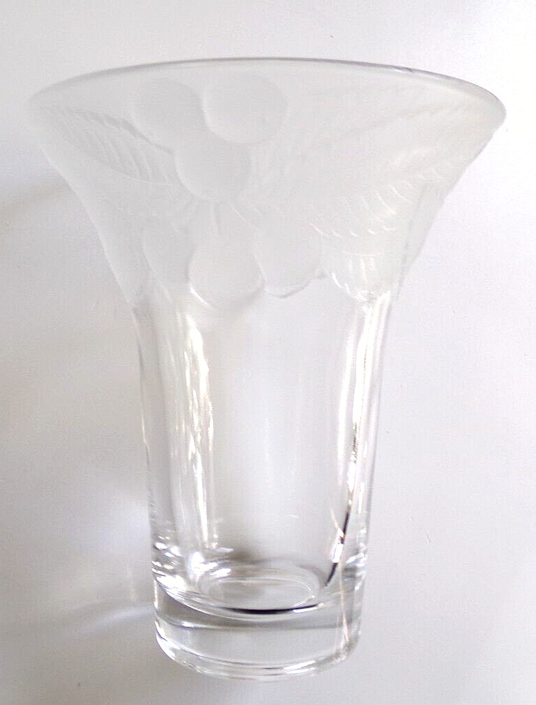 Mikasa Bountiful Handcrafted Frosted Clear Crystal Heavy Vase Cherry Design 6.5”
