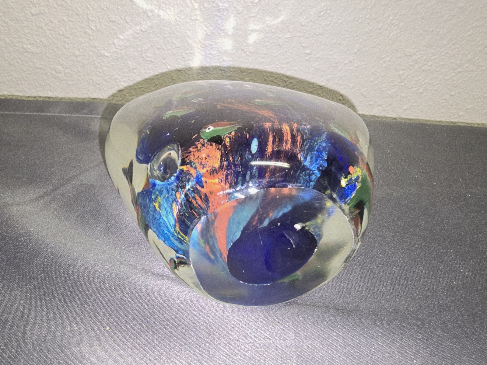 Three Fish Themed Blown Glass Paperweights 5lb, 2lb. & 1lb (6,7,&5″)