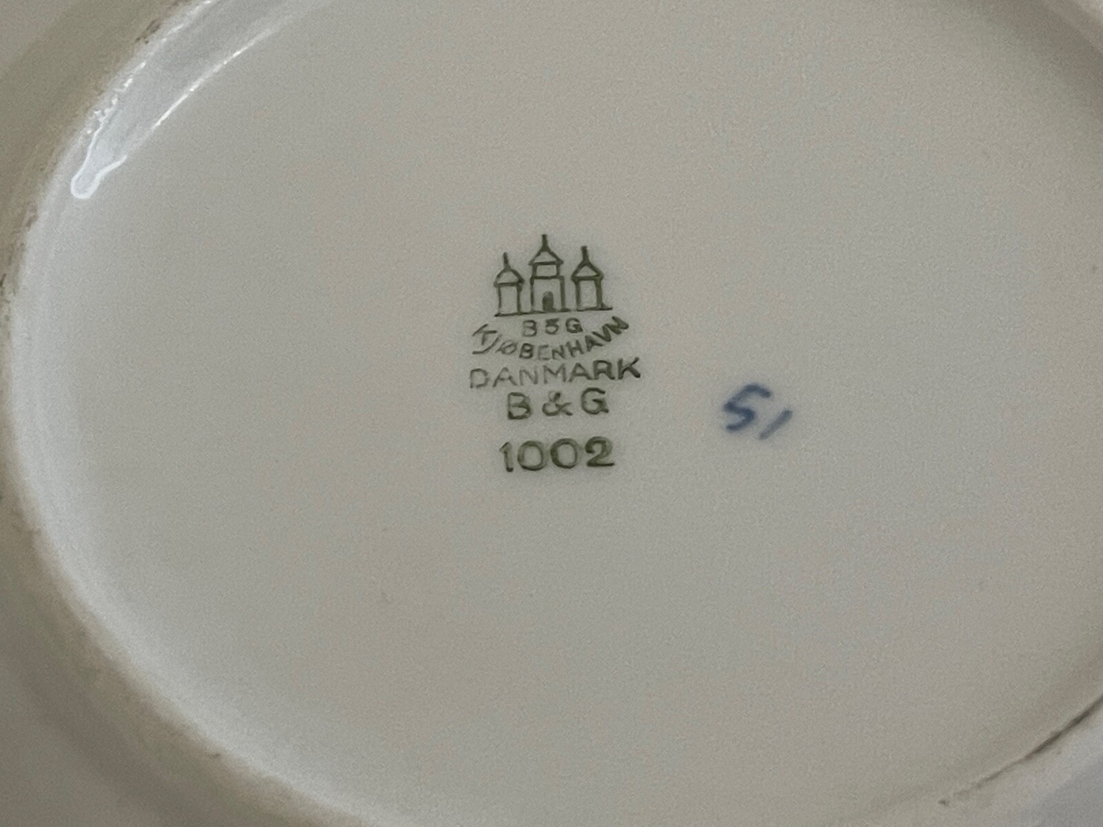 Vintage Antique Bing & Grondahl Copenhagen Porcelain Bellahoj Plate