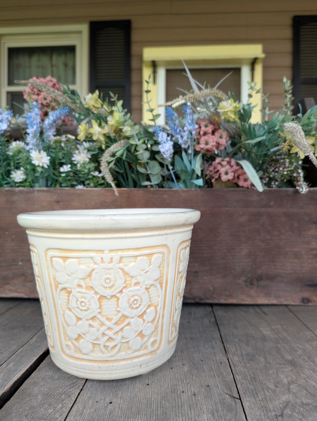 Antique 1920s Zane Ware Stoneware Ivory Floral 6 3/4 x 8 3/8″ Jardiniere Planter