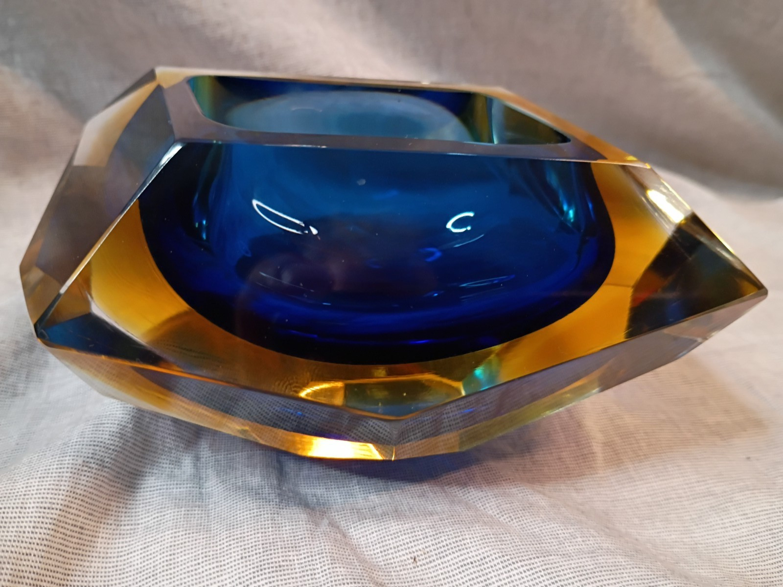 Murano Glass Faceted Blue and Yellow Geode Bowl Ashtray Flavio Poli Sommerso