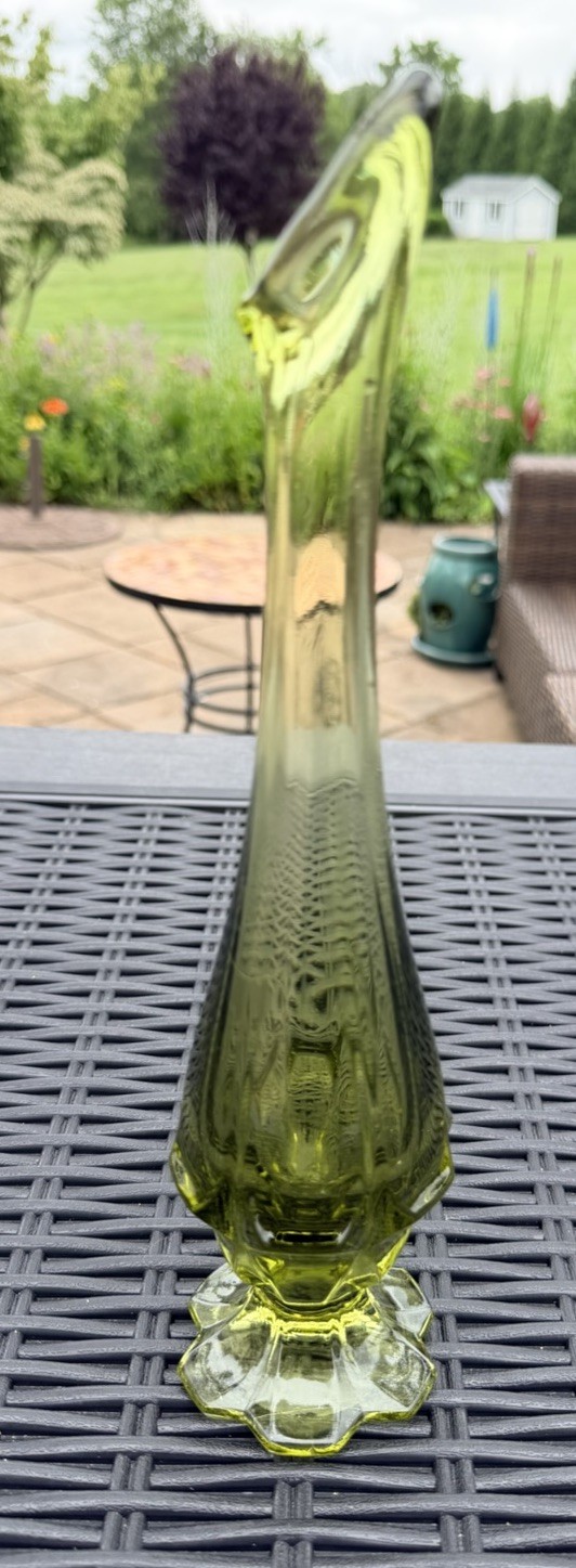 VTG Fenton Glass Footed Vase Valencia Swung Colonial Green 11″ MCM Grannycore