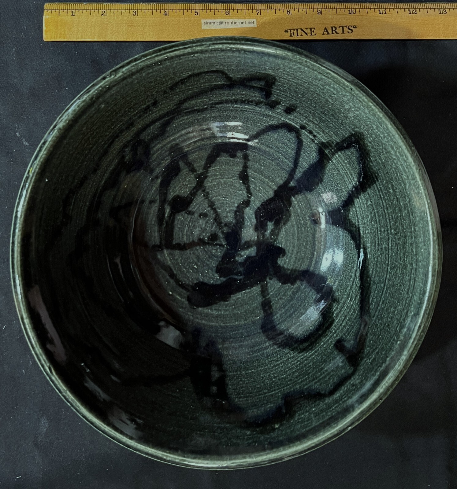 KURT WILD POTTERY 11.25″x4.0″ GLOSSY DARK GREEN LG BOWL RIVER FALLS,WI CRANBROOK
