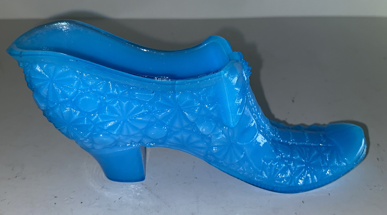 BOYD Art Glass ~Glass Slipper With Now ~1990’S Capri Blue 6” x 3”