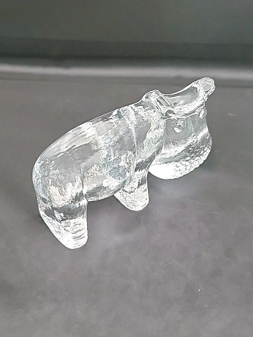 Kosta Boda Hippo Zoo Animals Art Glass Hippopotamus Bertil Vallien Paperweight