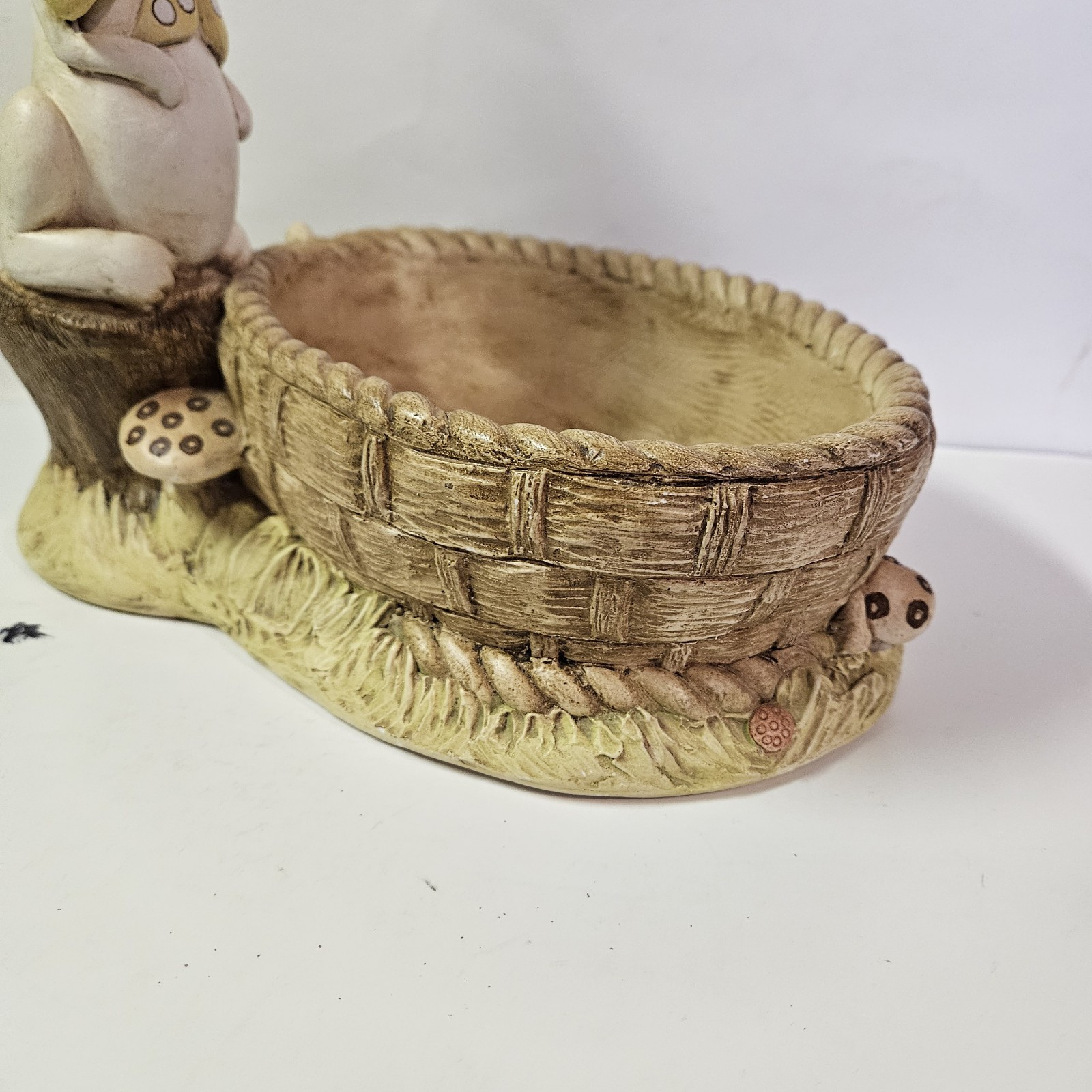 Ceramic Easter Basket Table Bowl Centerpiece Florentine Rabbit Vtg Mushroom Lg