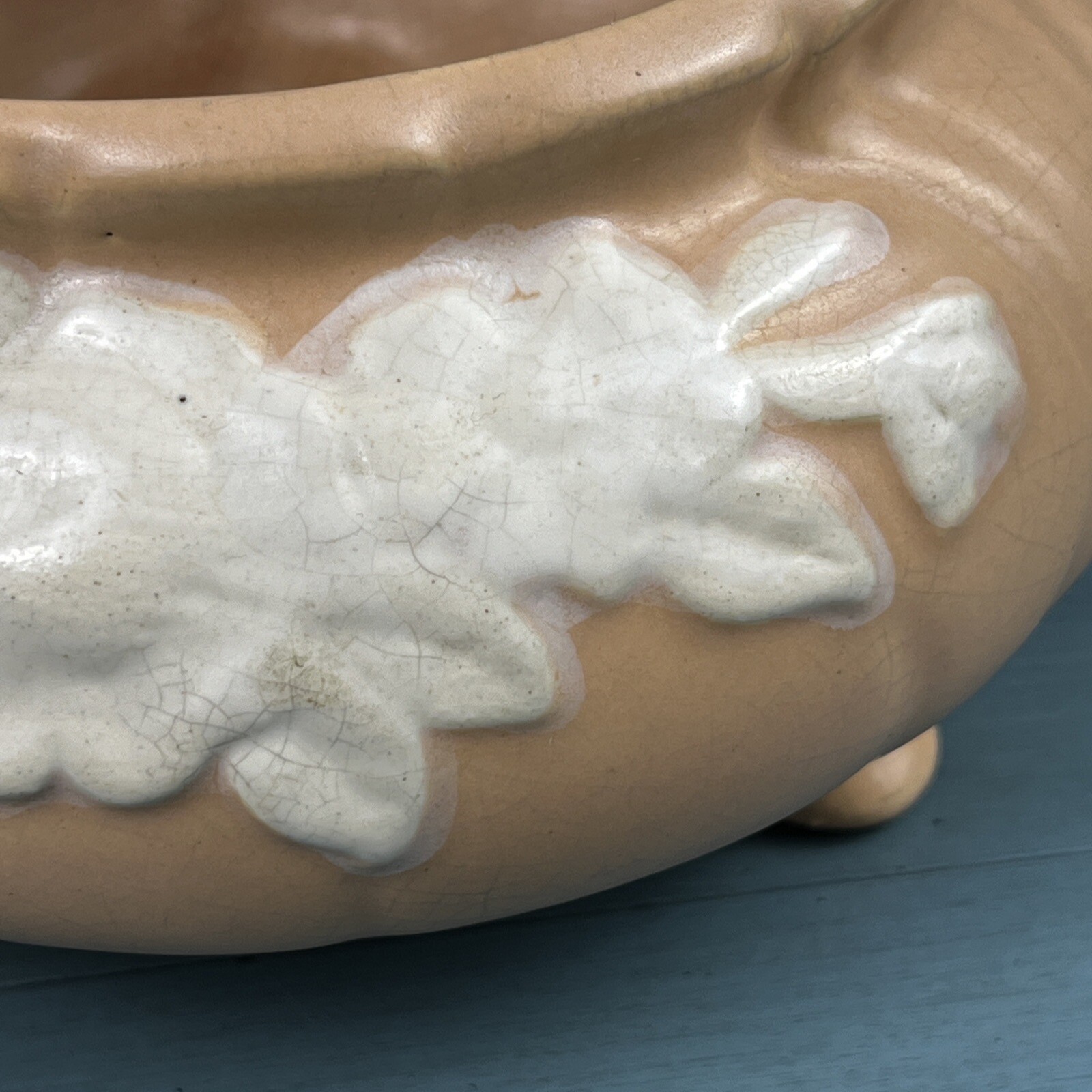 VTG Weller Footed Vase Or Planter Peach With White Cameo Roses READ MORE