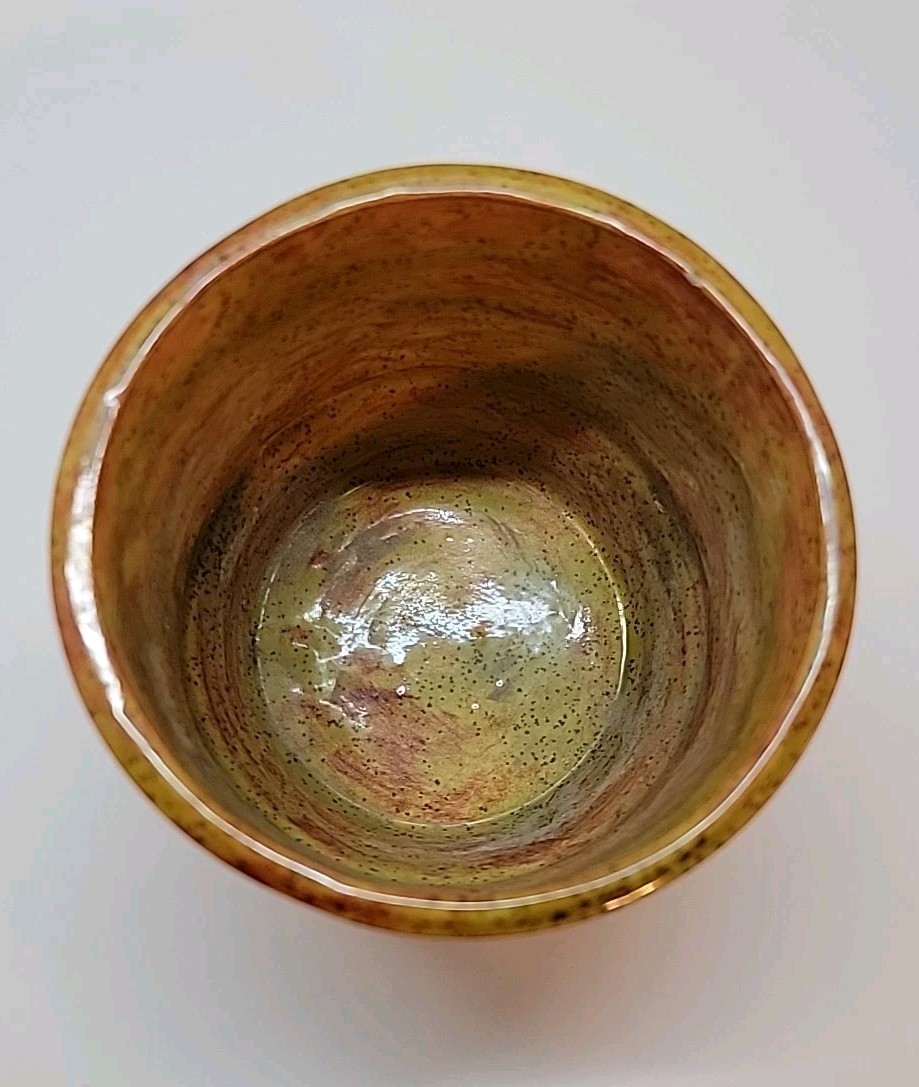 Heirloom Mold Pottery Vase Elk Hunt Vintage