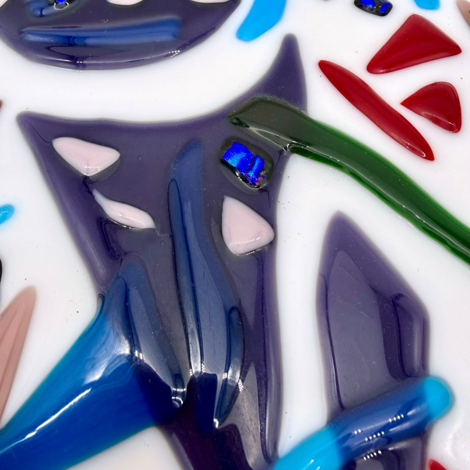 Vtg Fused Glass Wall Hanging Modernist Abstract Face Geometric Blue Dichro 15”