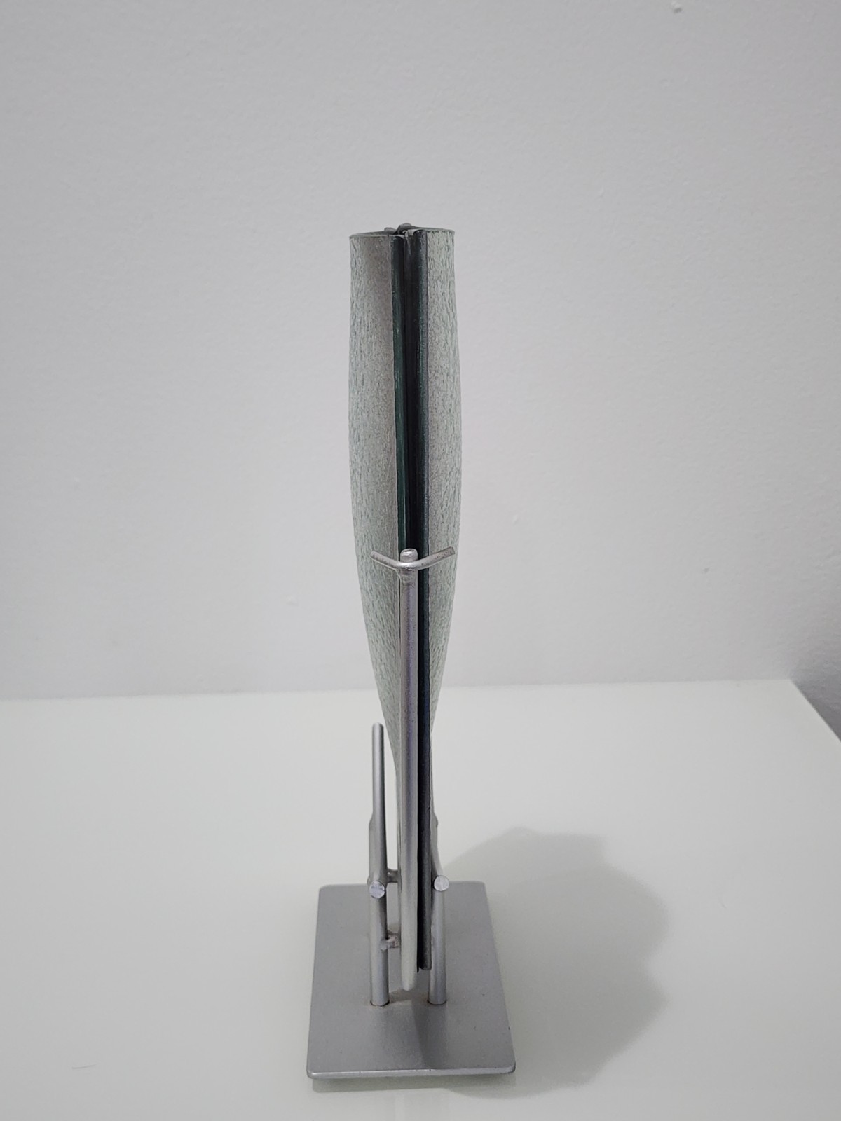 Attributed Mark Hines Art Glass Vase Metal Stand Smoked Textured 13″
