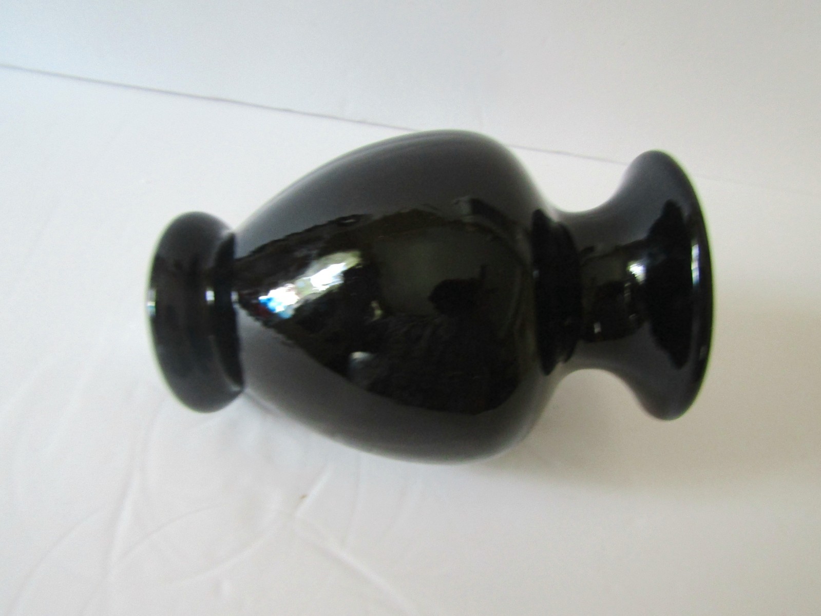 Fenton Art Glass 1980s Black Amethyst 6 1/2″ Tall Round Plain Vase Unpainted