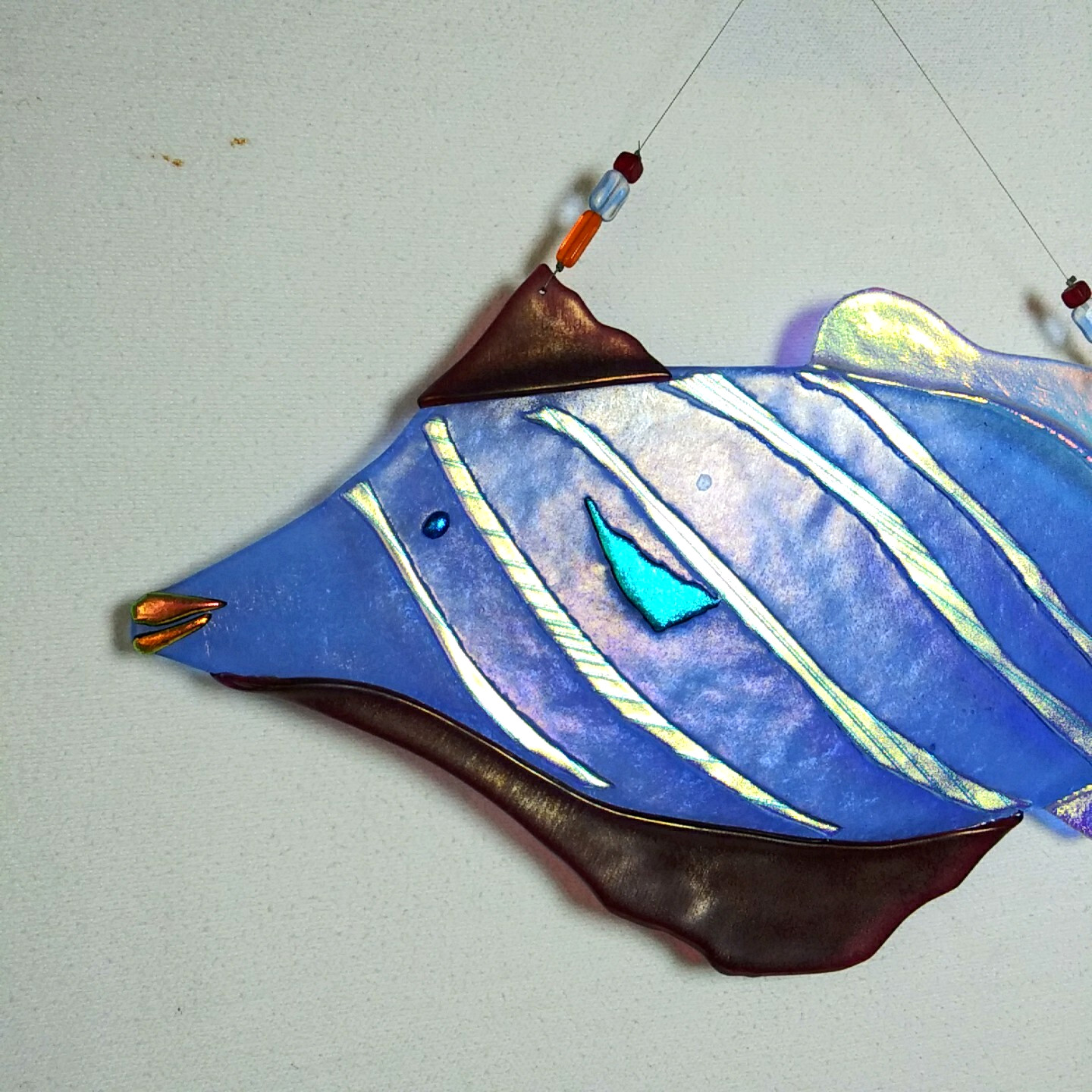 Handmade Iridescent Fused Glass Art Fish Suncatcher Window Wall Hanging 13″