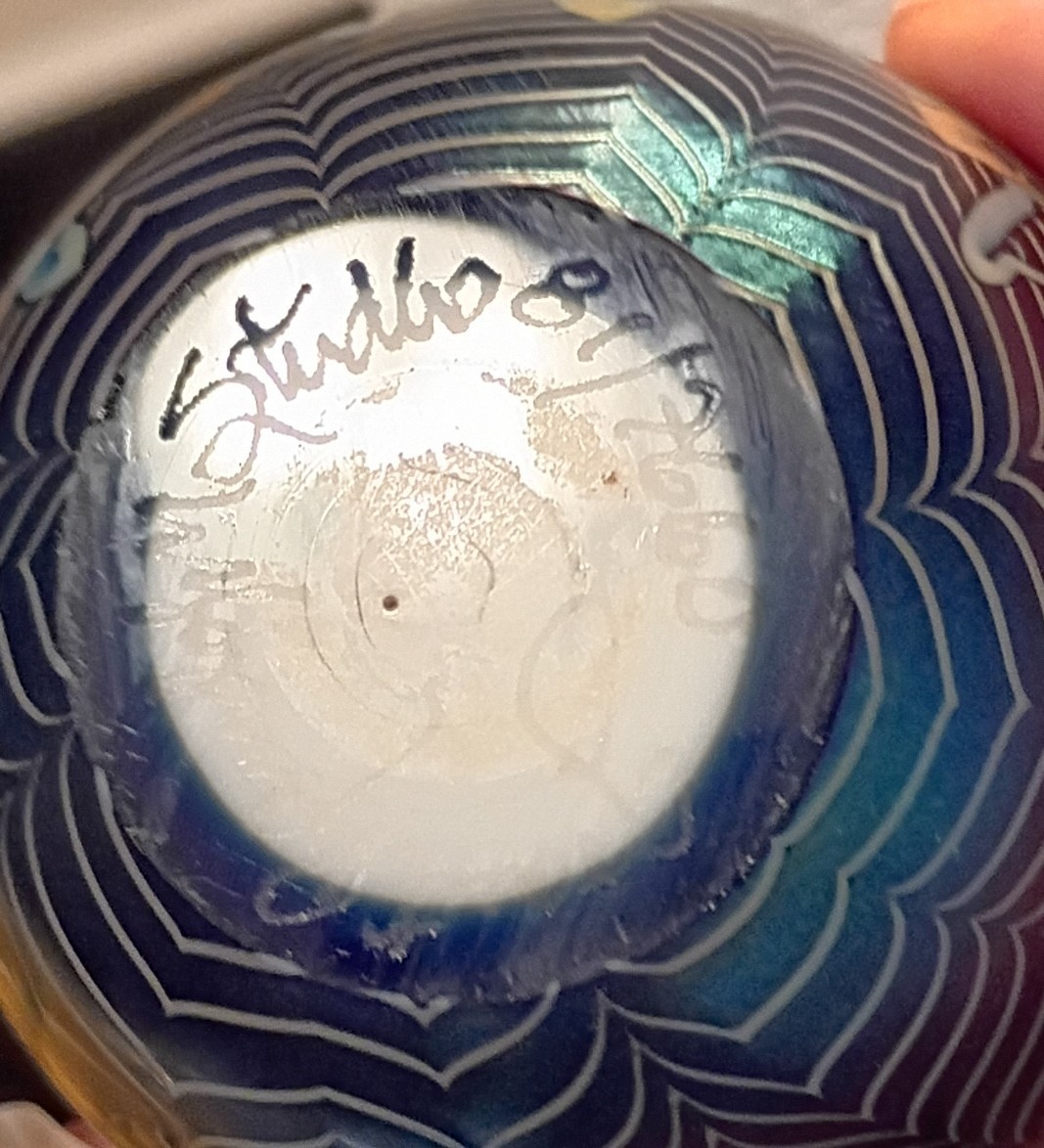 3.25″ Signed 81/7660 Grant Randolph Studios 3 Flower Art Glass Paperweight