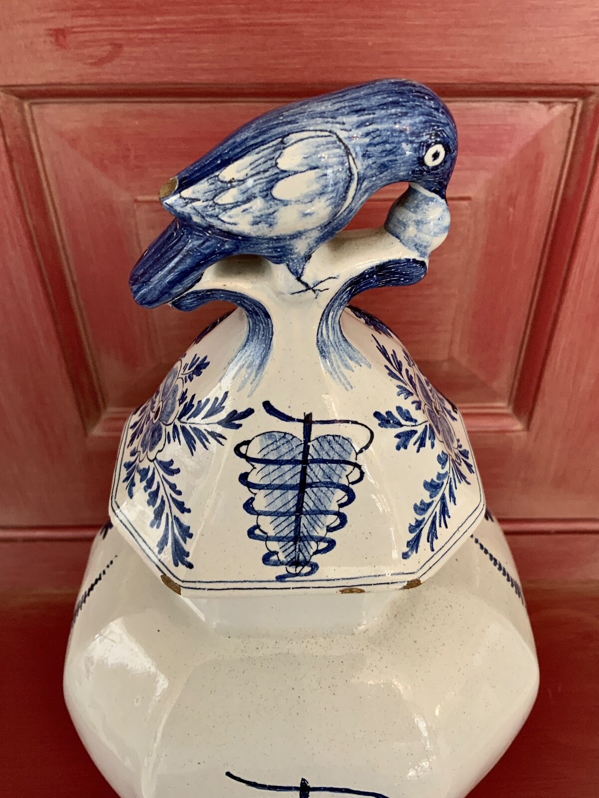 ANTIQUE TICHELAAR MAKKUM DUTCH DELFT BLUE LIDDED URN C. 1880-1895 WINDMILL HEART