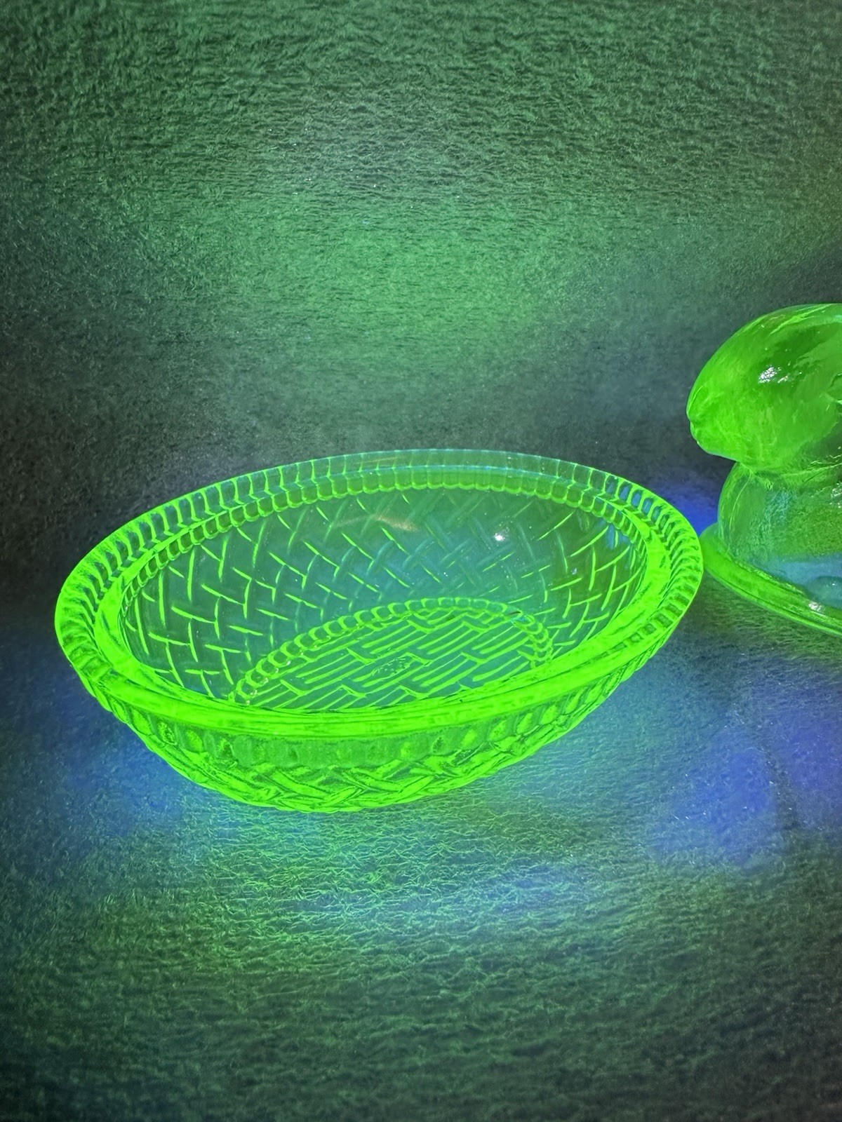 Wilkerson Green Uranium Glass Bunny On A Nest 5”x 4” Trinket Dish, Lidded Bowl