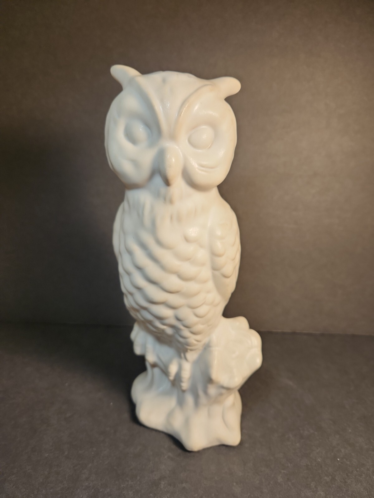 VanBriggle White Owl Vintage 9.5 Inches