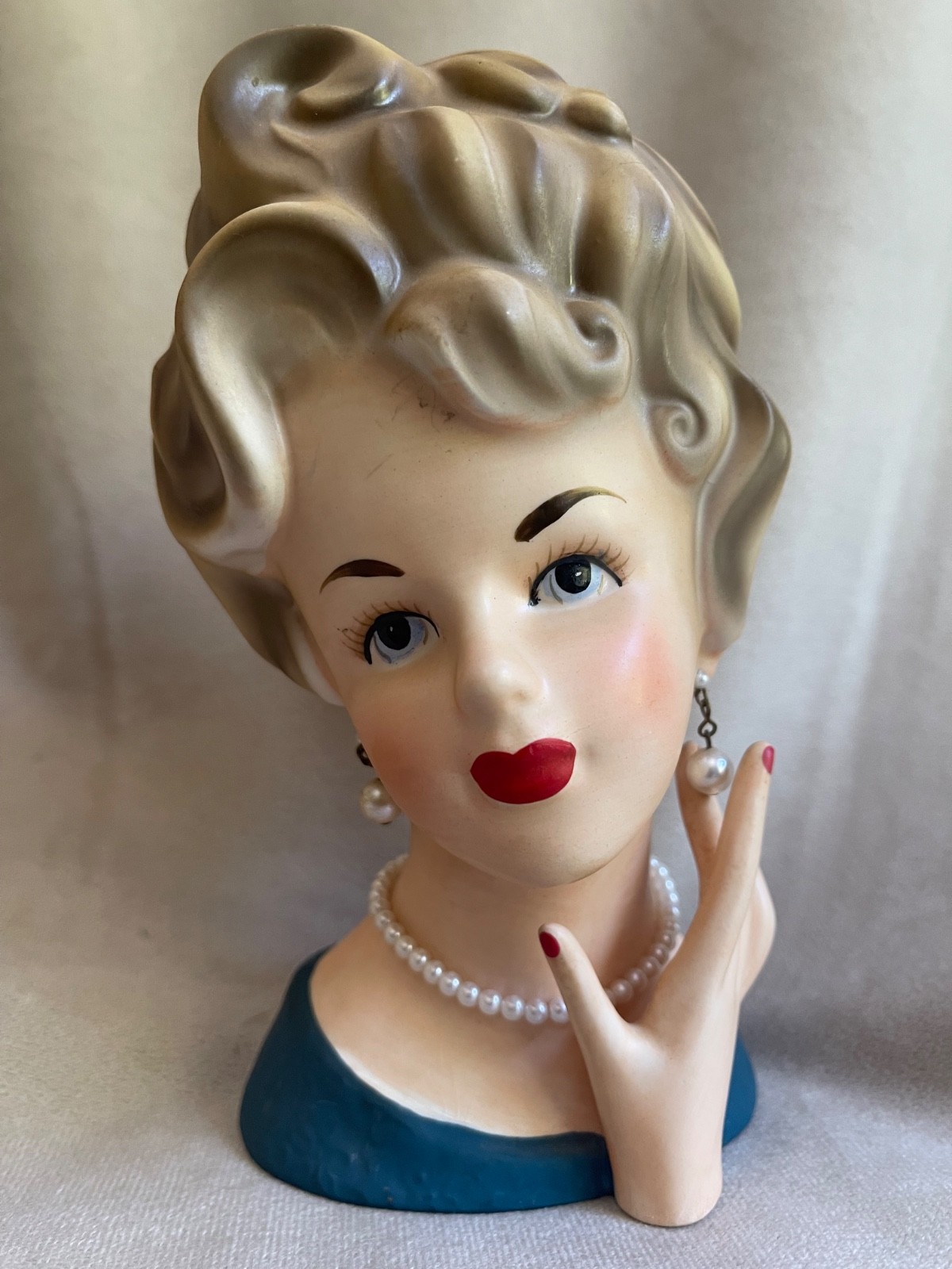 Vintage Ardco Lady Head Vase C1545 Blonde With Hand Pearl Necklace Earrings