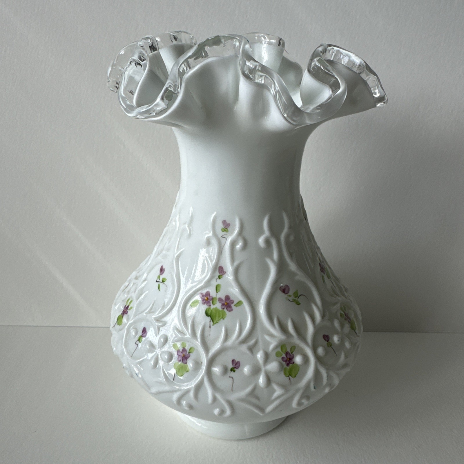 Vtg Fenton Silver Crest Vase Violets In The Snow Spanish Lace 1970’s Signed