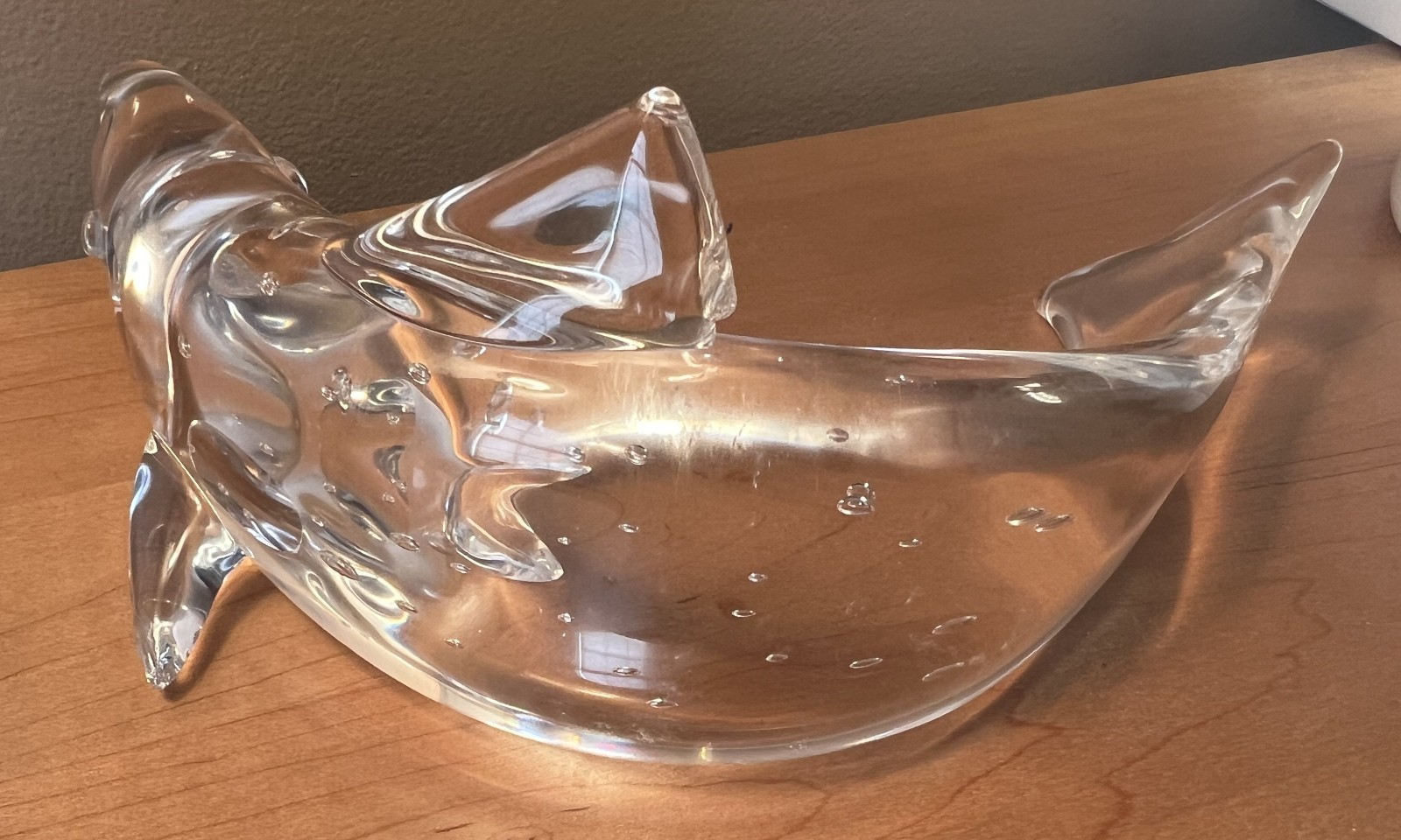 Art Glass STEUBEN, Controlled Bubbles Fishing Open Mouth TROUT Figurine, 7 1/2″
