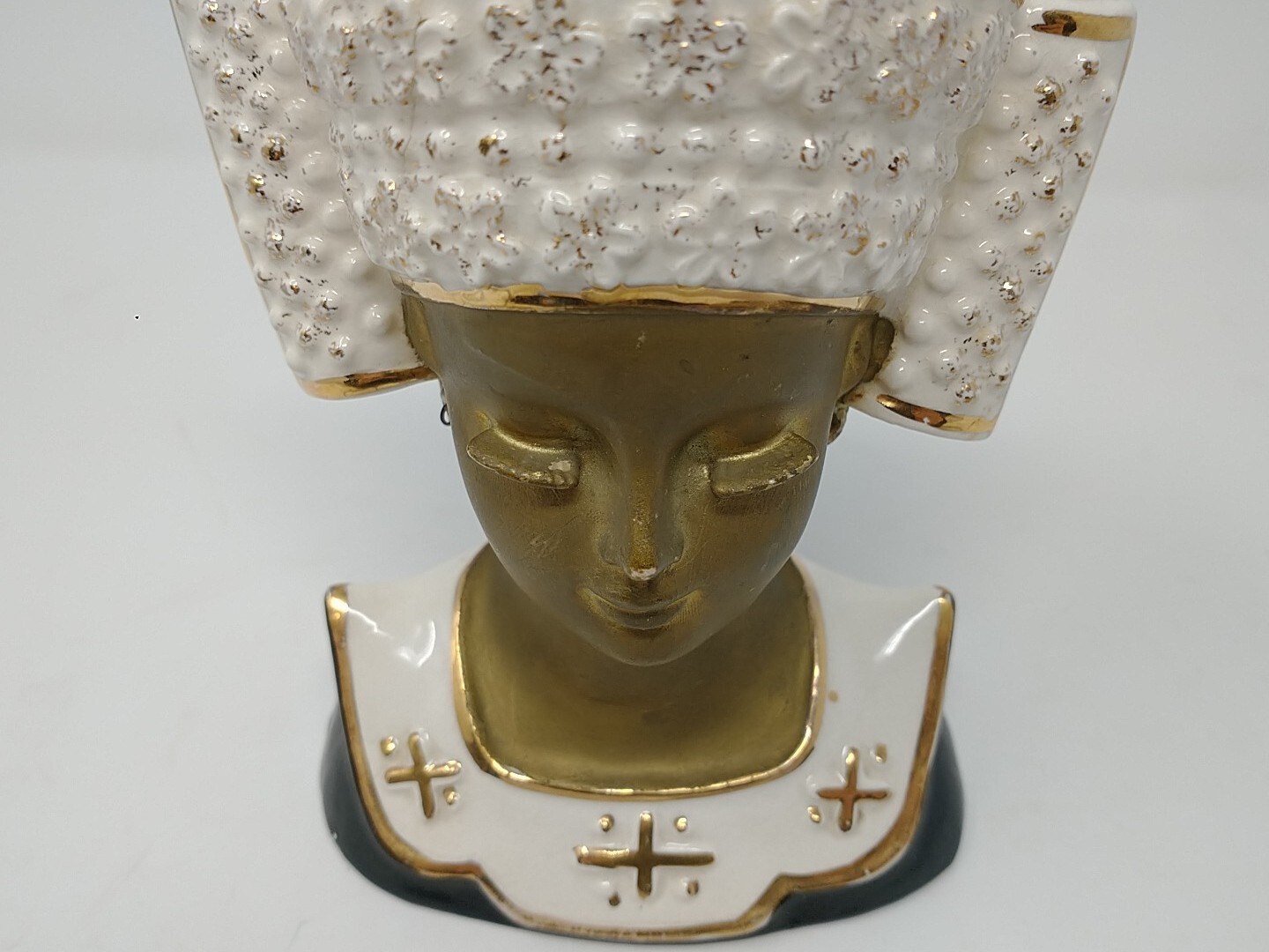 Vintage Royal Sealy Egyptian Queen Nefertiti Lady Woman Head Bust Vase, Cracked