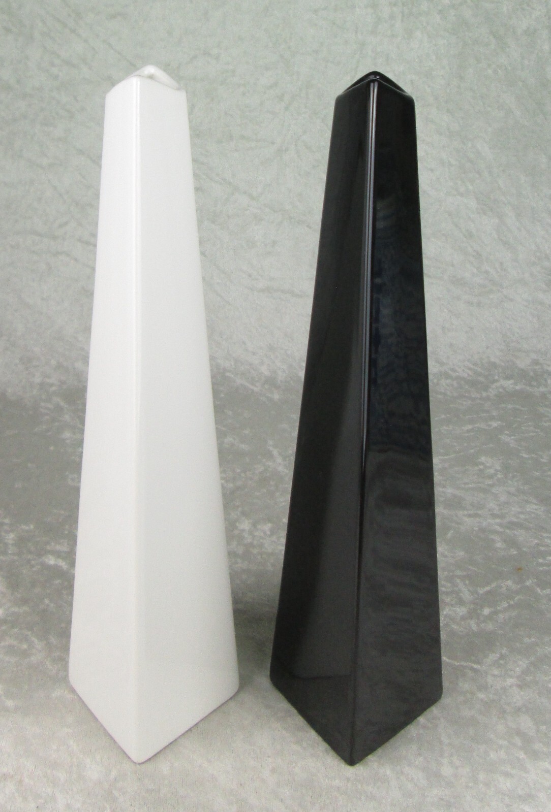 Studio Nova Vases Black White Contemporary Modern Pair 11-3/4 inch Tall Japan
