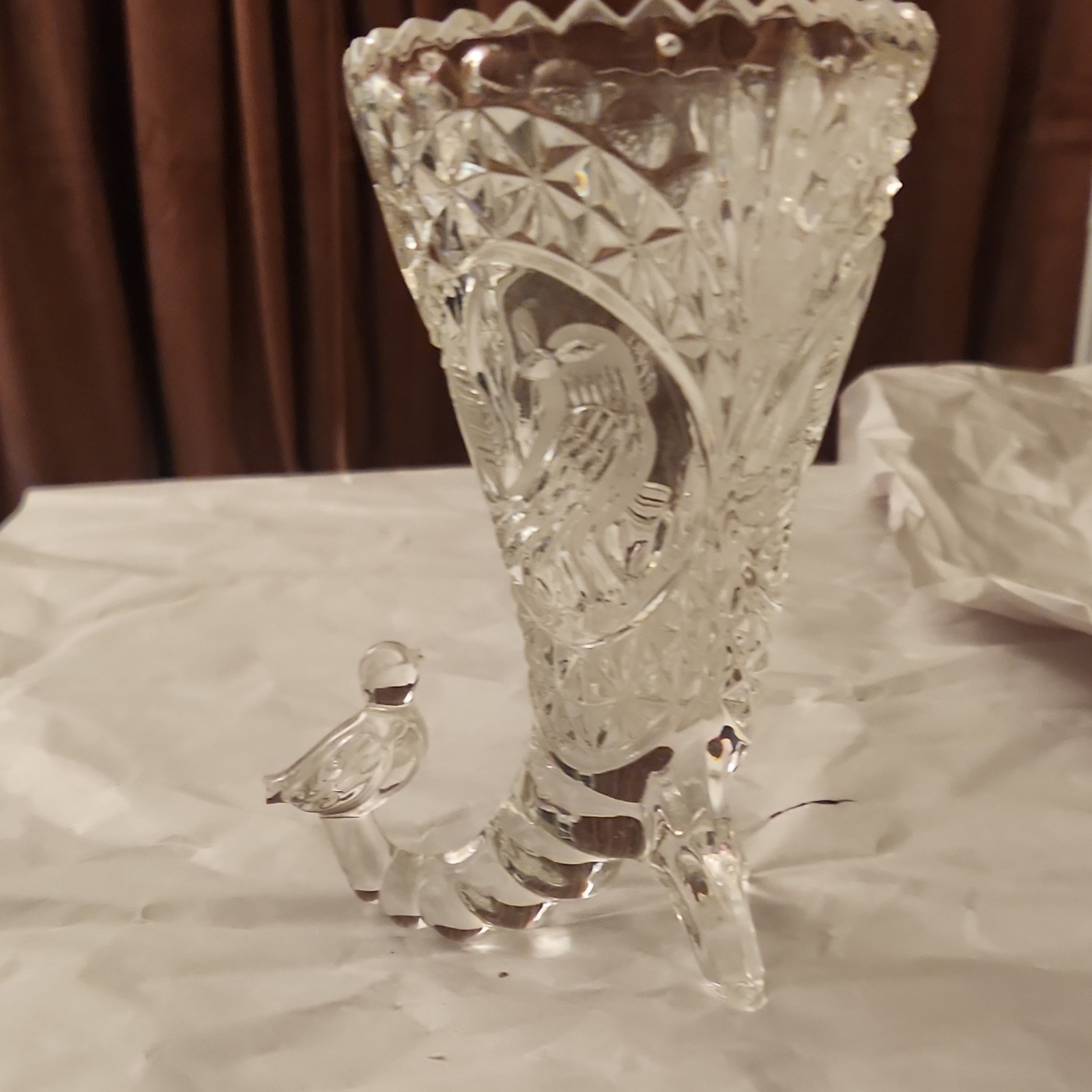 Clear Cut Glass Vase with Bird Motif, Diamond Pattern, Glossy Decorative Accent