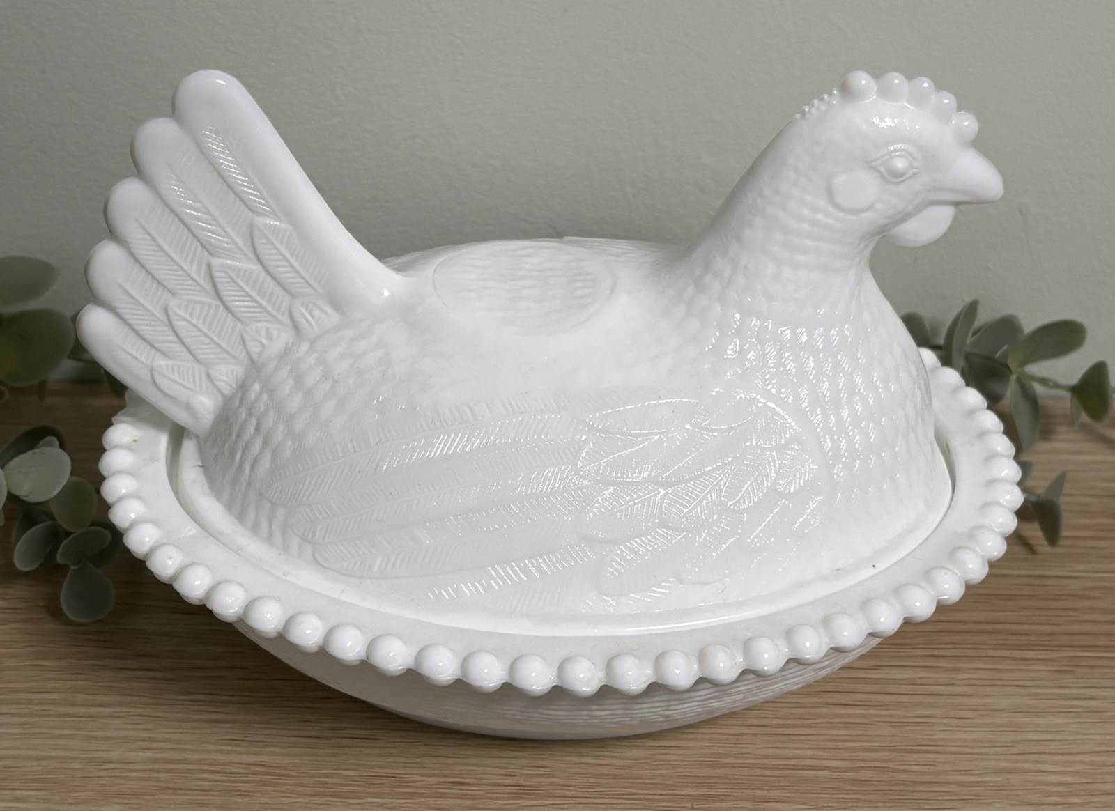 Vintage White Milk Glass Hen on Nest Covered Dish Trinket Box 18cm Chip