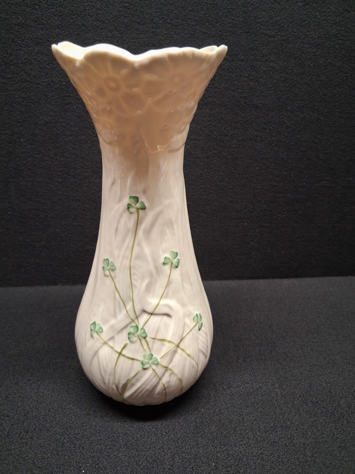 10 1/4″ BELLEEK SHAMROCKS AND DAISY SPILL VASE RELIEF DESIGN