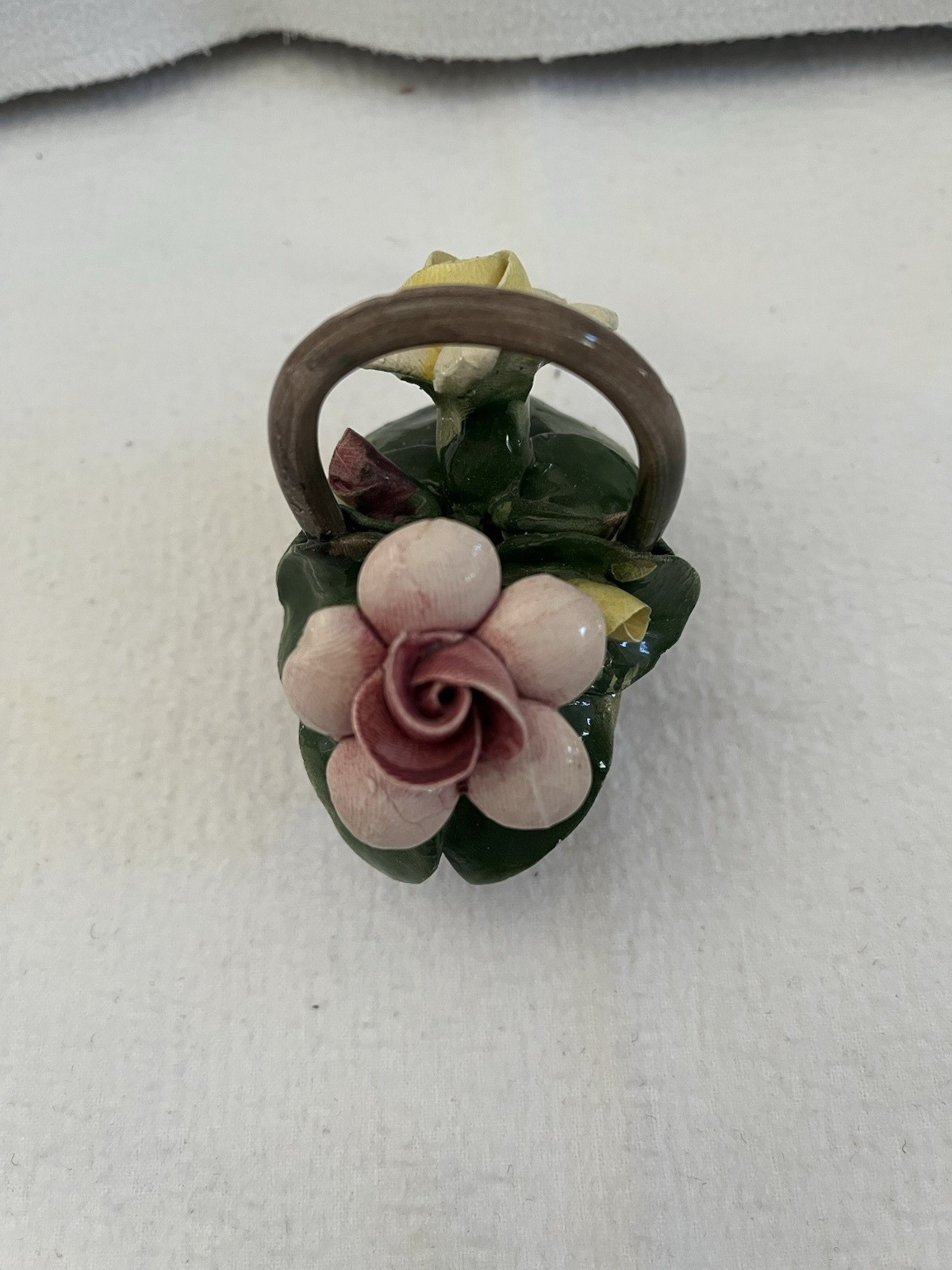 Italian Nuova Capodimonte Porcelain Flower Basket Good Condition Adult Owned