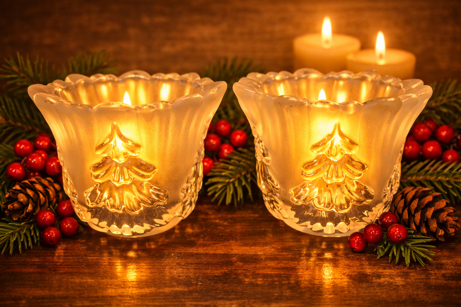 Mikasa Winter Dreams Christmas Tree Candle Holder Set of 2