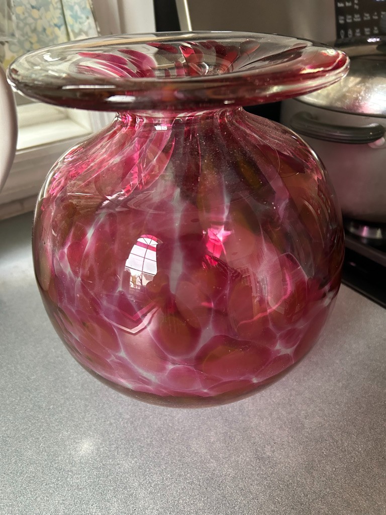 CRANBERRY ART GLASS COIN SPOT HONEYCOMB PATTERN ROTUND BODY FLARED 9.5″ VASE