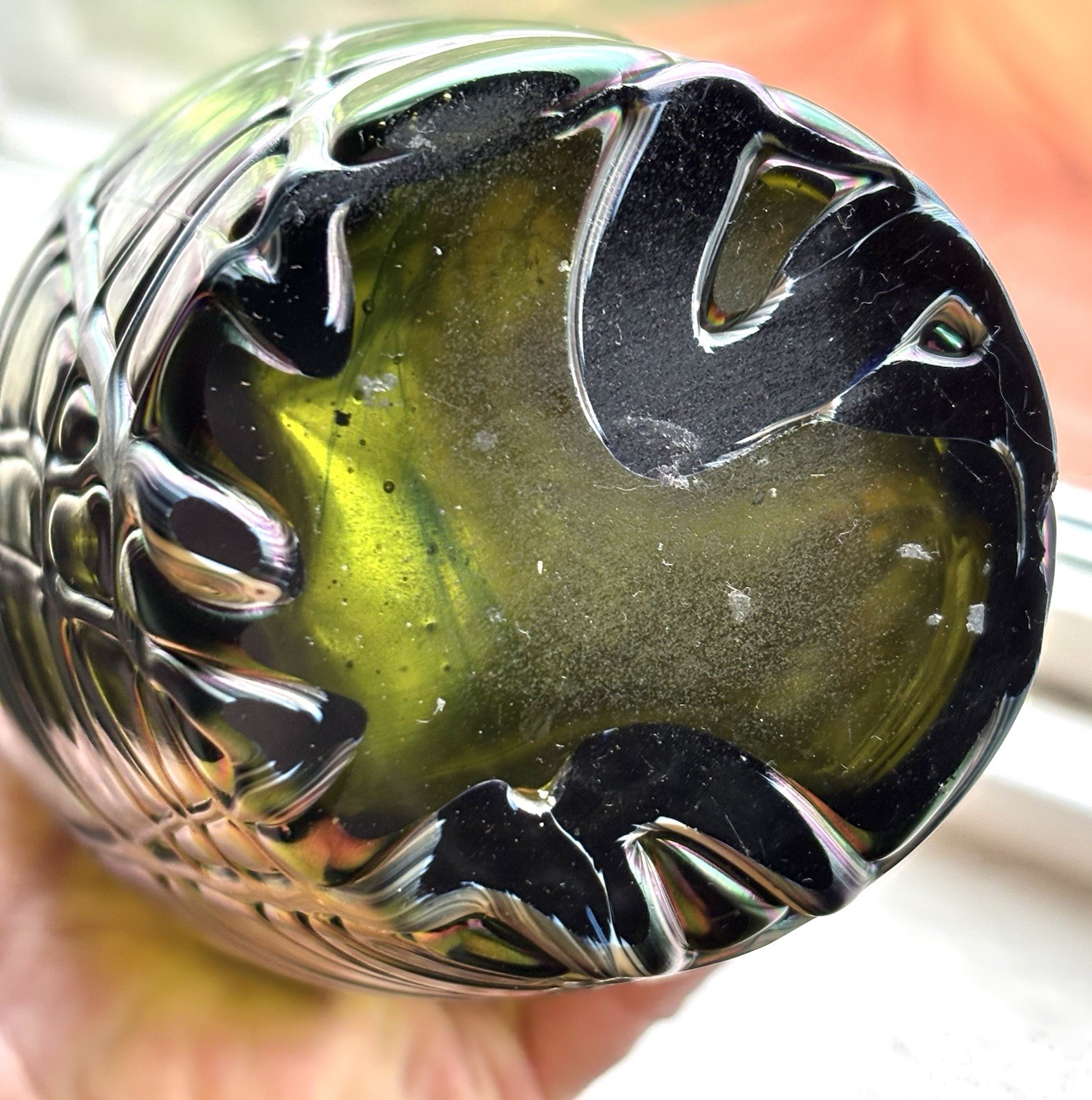 Vtg Pallme Konig Art Nouveau Iridescent GREEN glass threaded Veins vase 8 5/8″