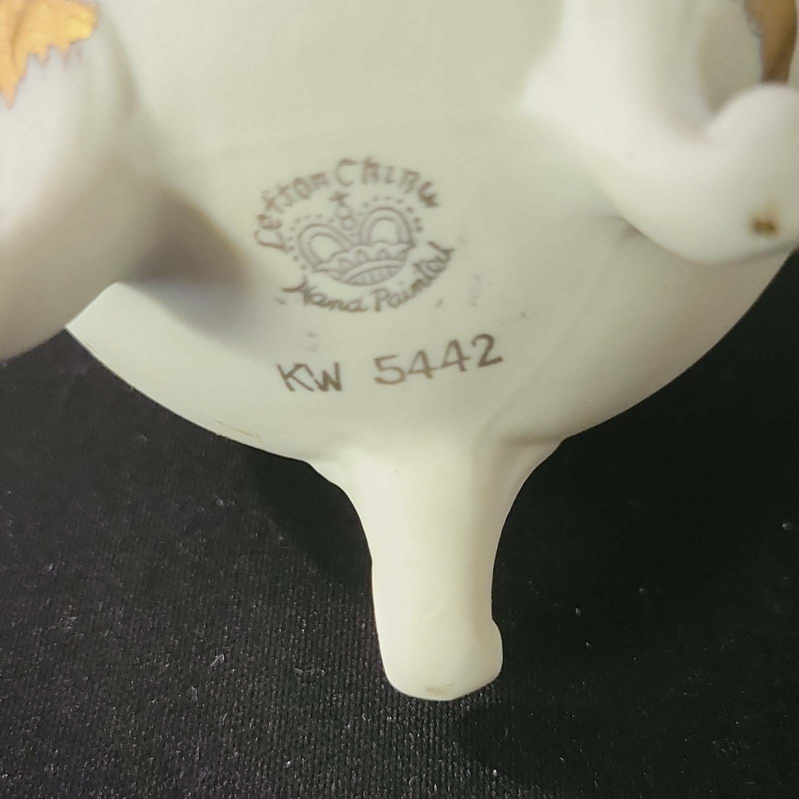 Lefton China Hand Painted Floral Egg-Shaped Footed Vase 4in KW 5442