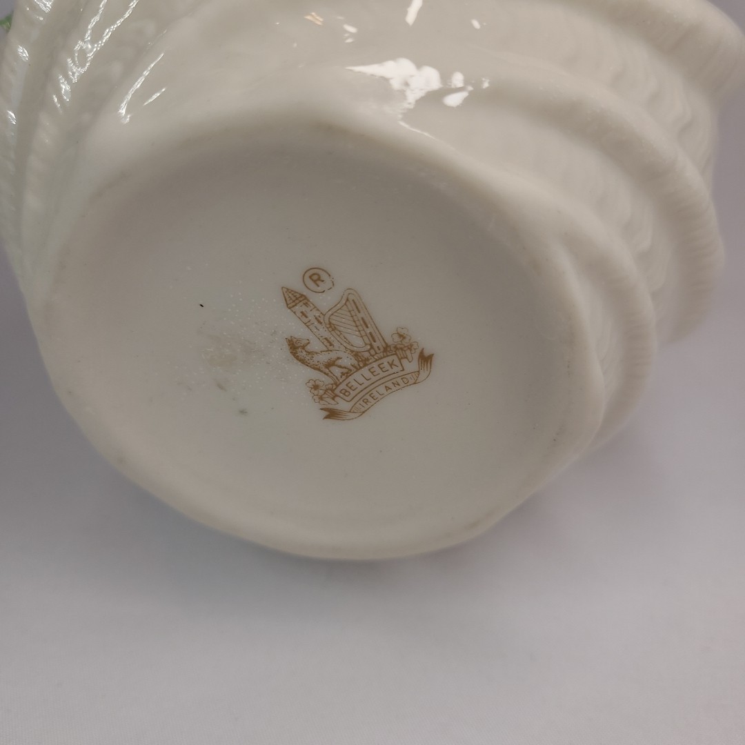 Belleek Pottery Carlingford Cache Pot Vase Planter 4.5″T