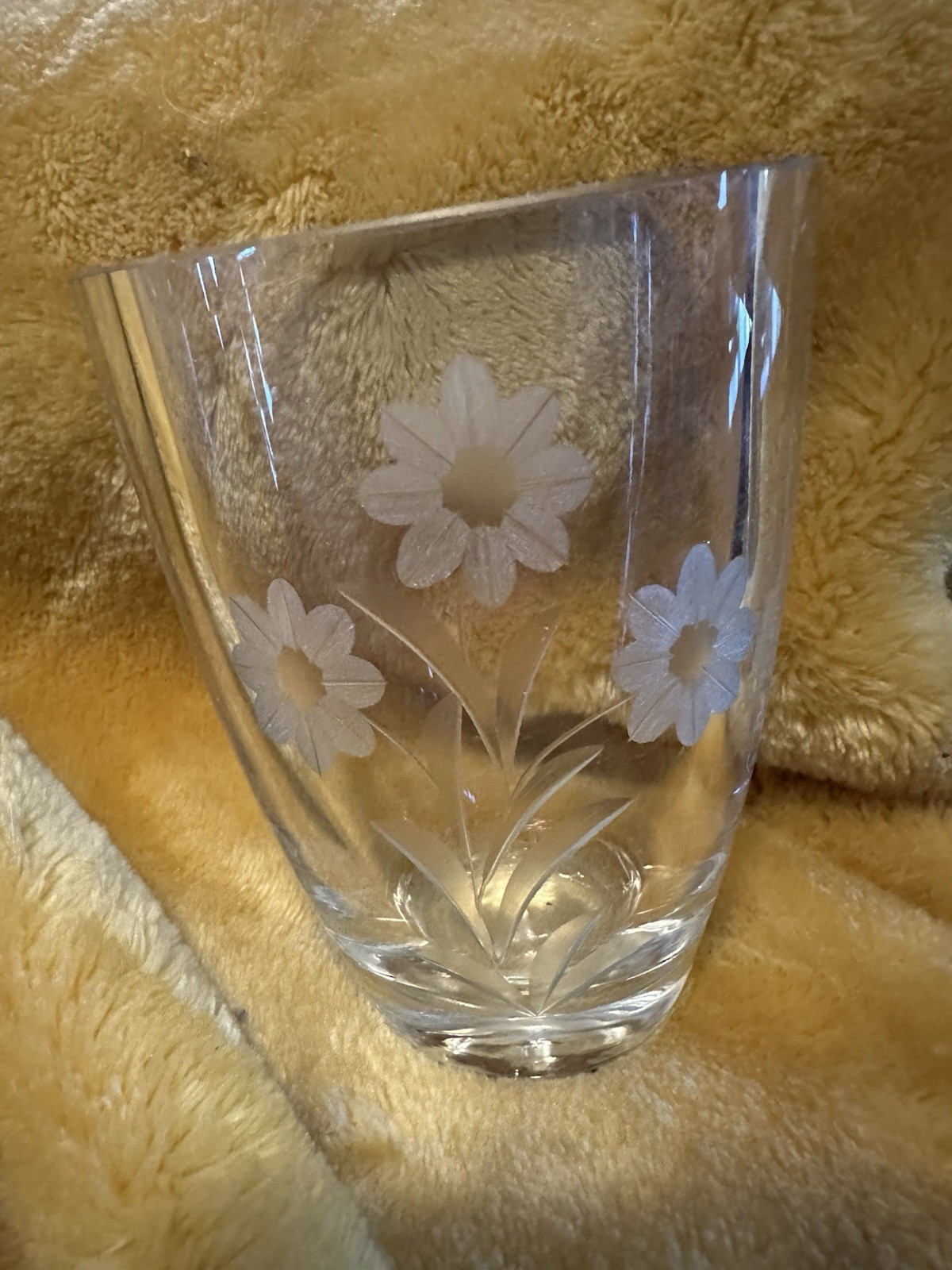 Small SMALANDSHYTTAN Etched Floral Glass Vase 1-3/4×2-1/4X 2-3/4