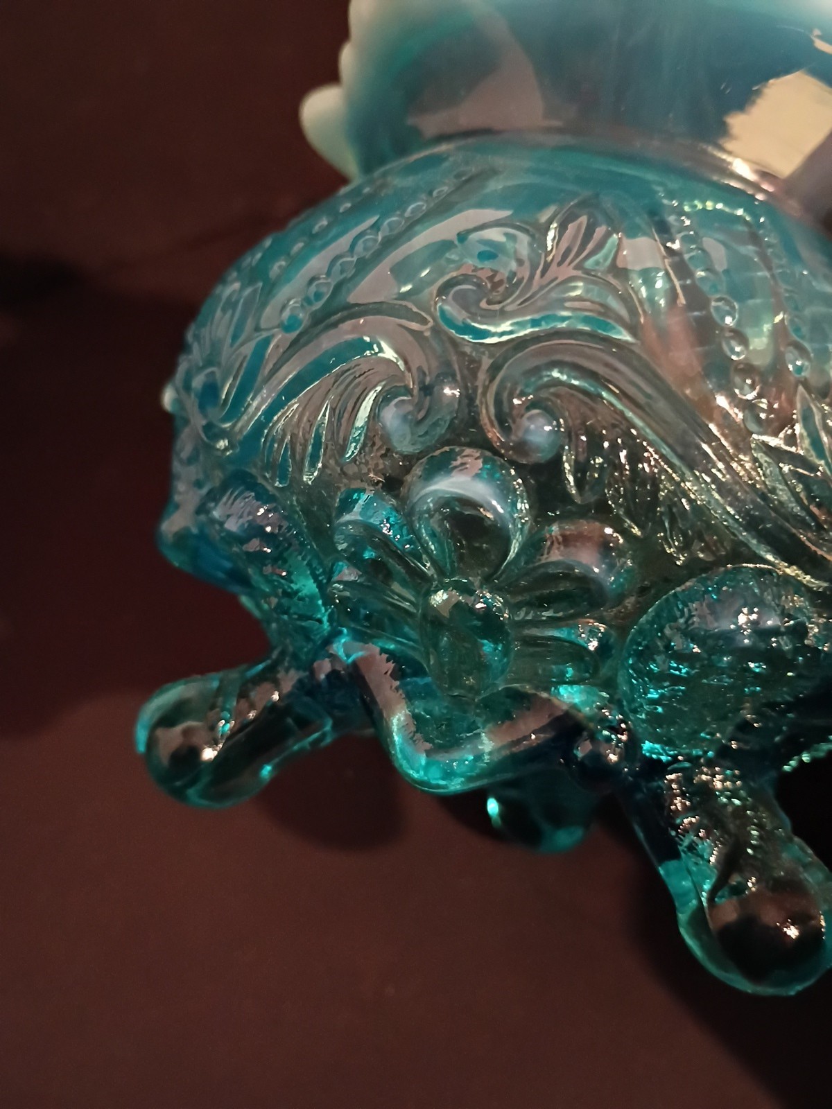 Sowerby Lt Blue Opalescent Piasa Bird Rose Glass 4.5″ Tall 4″ Dia Bowl No Damage