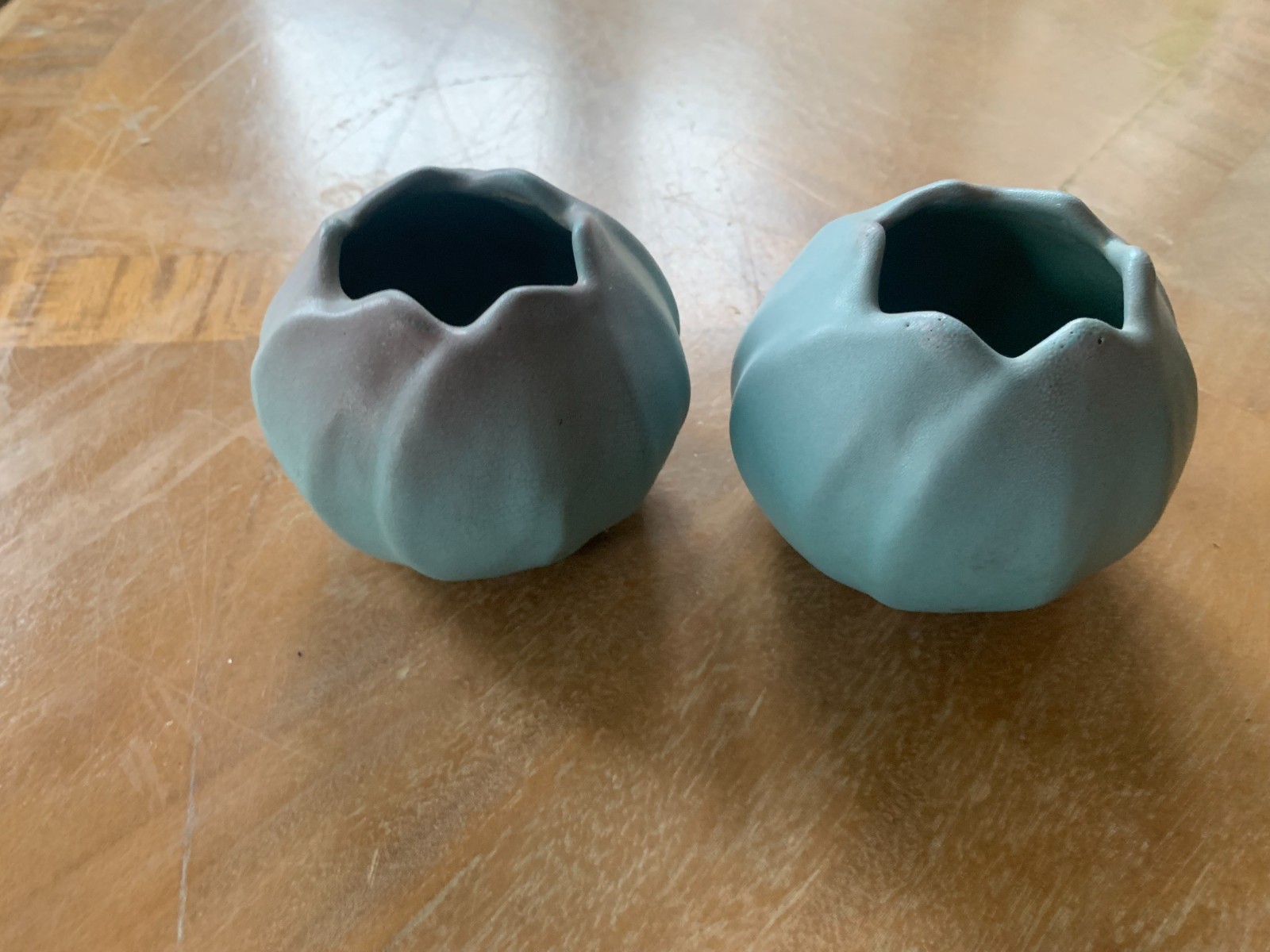 Rosemeade Vintage Small Art Pottery Vases North Dakota Blue to Violet 3″